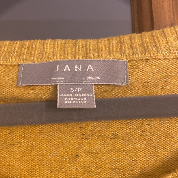 Jana Sweater - Picture 2 of 2